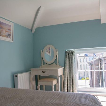 Devon View House Bed & Breakfast Youghal Exterior photo