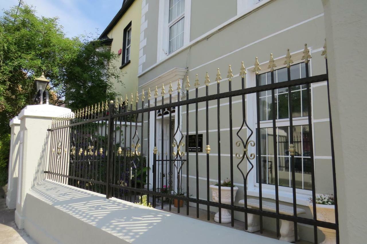Devon View House Bed & Breakfast Youghal Exterior photo